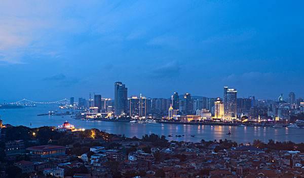 福建，历史文化的瑰宝与地理环境的独特魅力展现